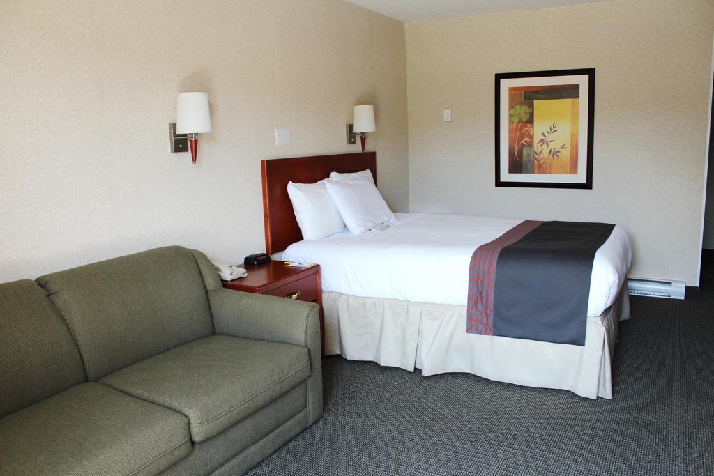 Days Inn By Wyndham Bridgewater Conference Center Bagian luar foto